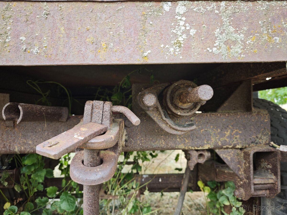 Vyklapacia vlečka za traktor - 4
