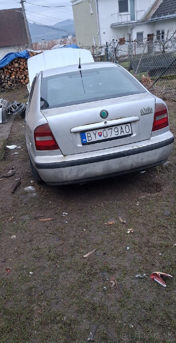 Rozpredám Octavia 1 1.9tdi 66kW - 4