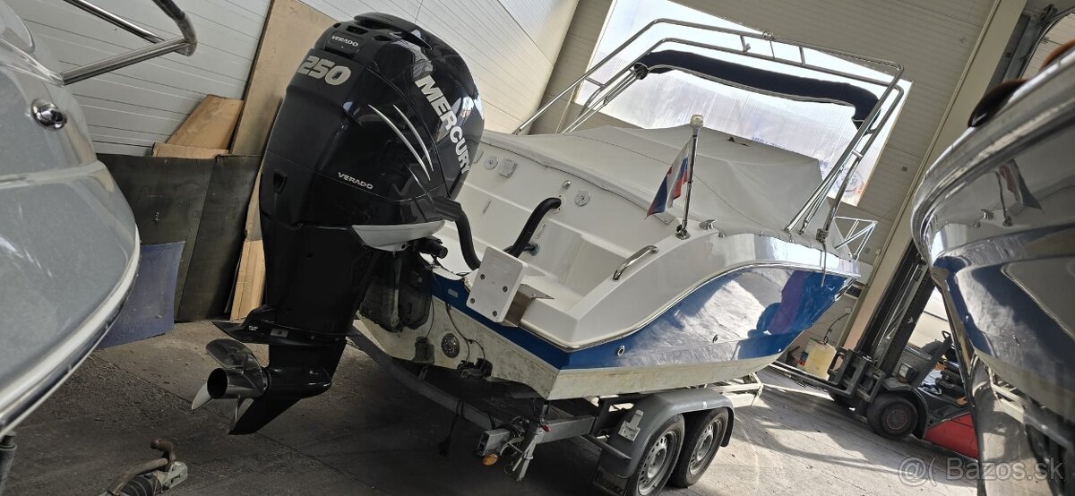 Odyssey 21 Sundeck – 2012 – Mercury Verado 250 - 4