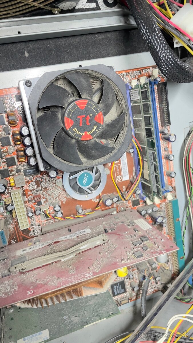 Starší PC AMD Athlon – DDR2 – funkčný / na diely - 4