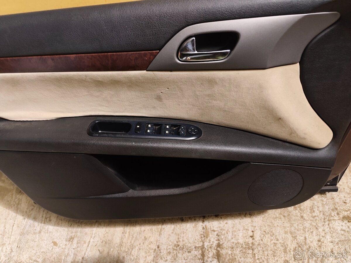 Peugeot 407 SW 4 dvere (fialové) - 4