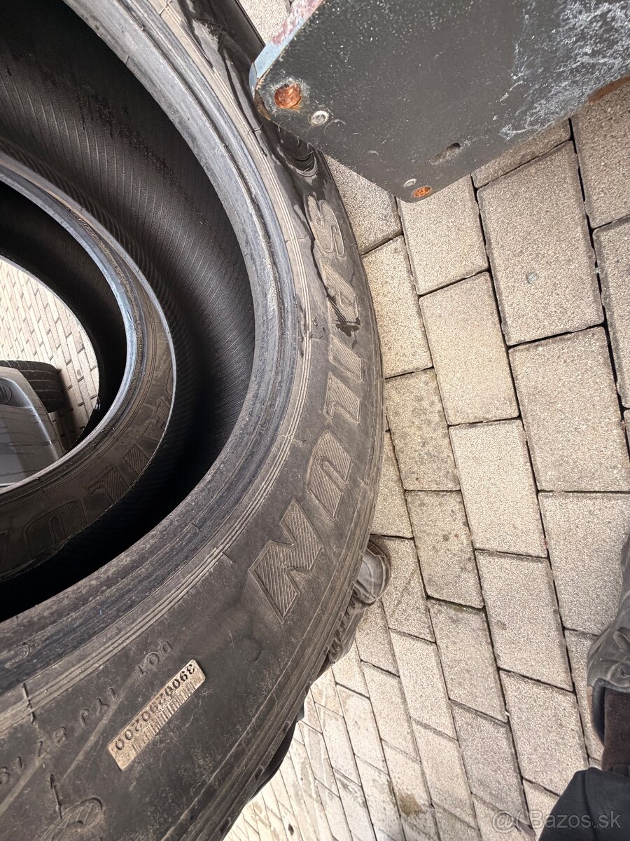 385/55 R22,5 Sailun - 4