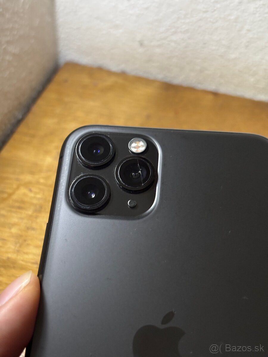 iPhone 11 Pro - 4