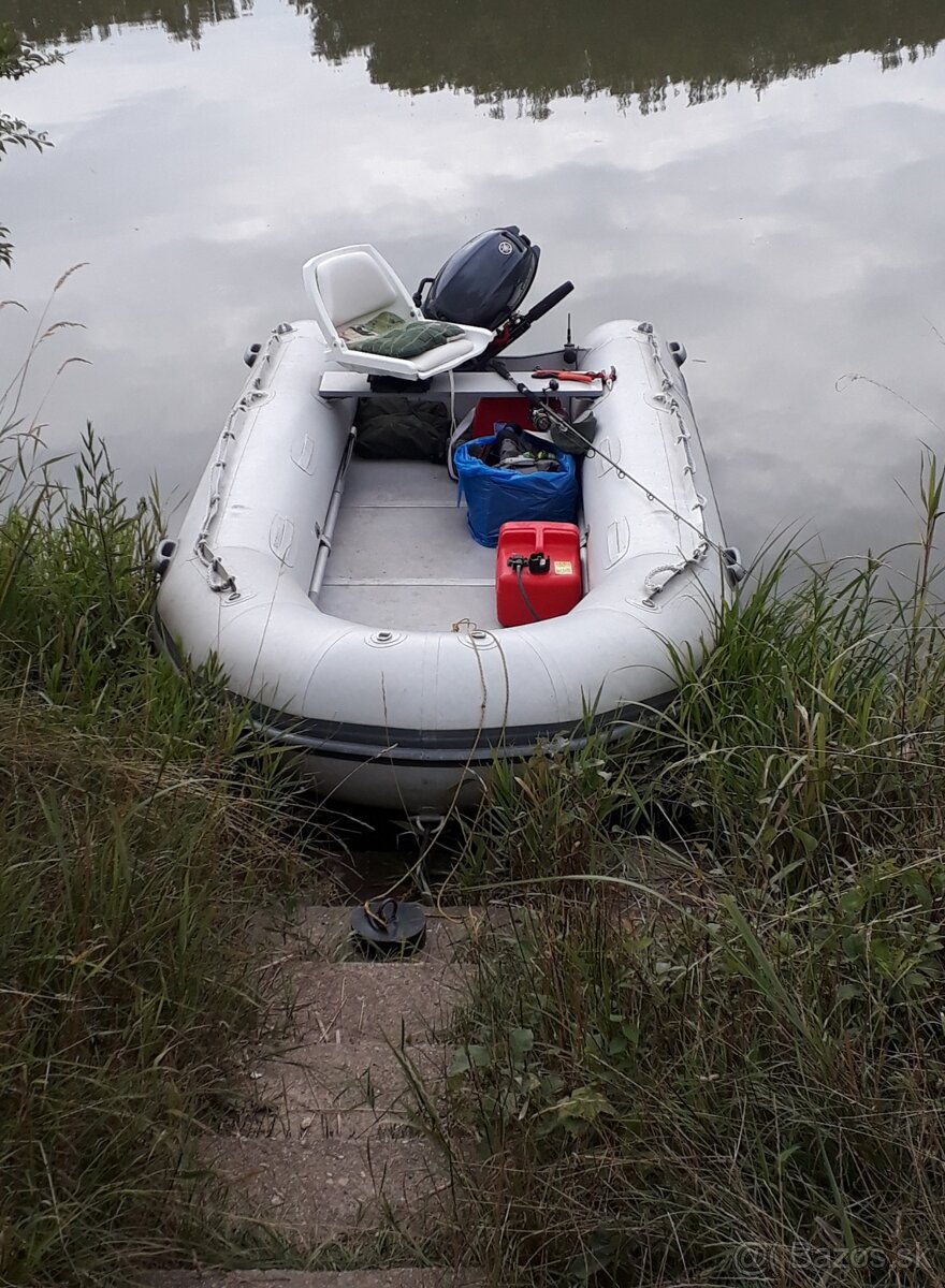 Čln Adventure Master M400 - 4