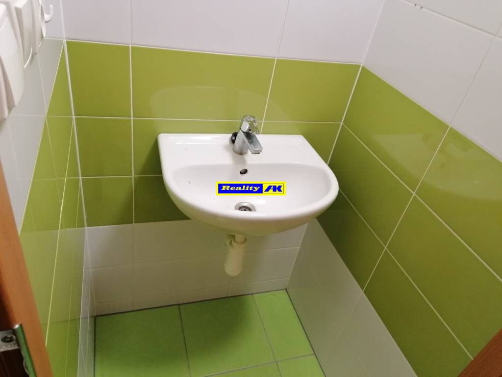 Kancelárie na prenájom Vrútky blízke centrum - 4