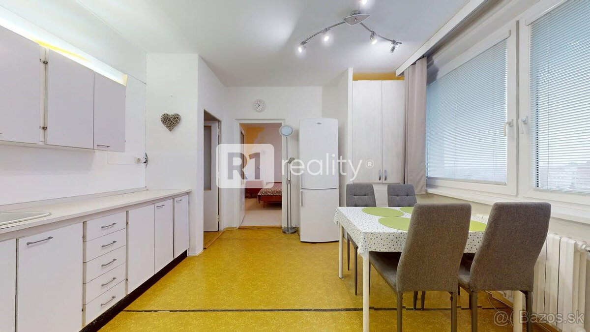 Veľkometrážny 3 izbový byt, 75 m2, výťah, balkón, Piešťany p - 4