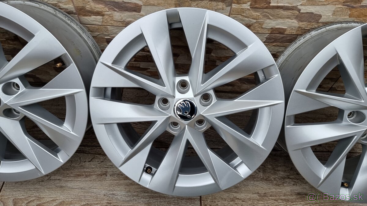 Predám originál ŠKODA ROTARE elektrony/ 5x112 r17 et48 J7 - 4