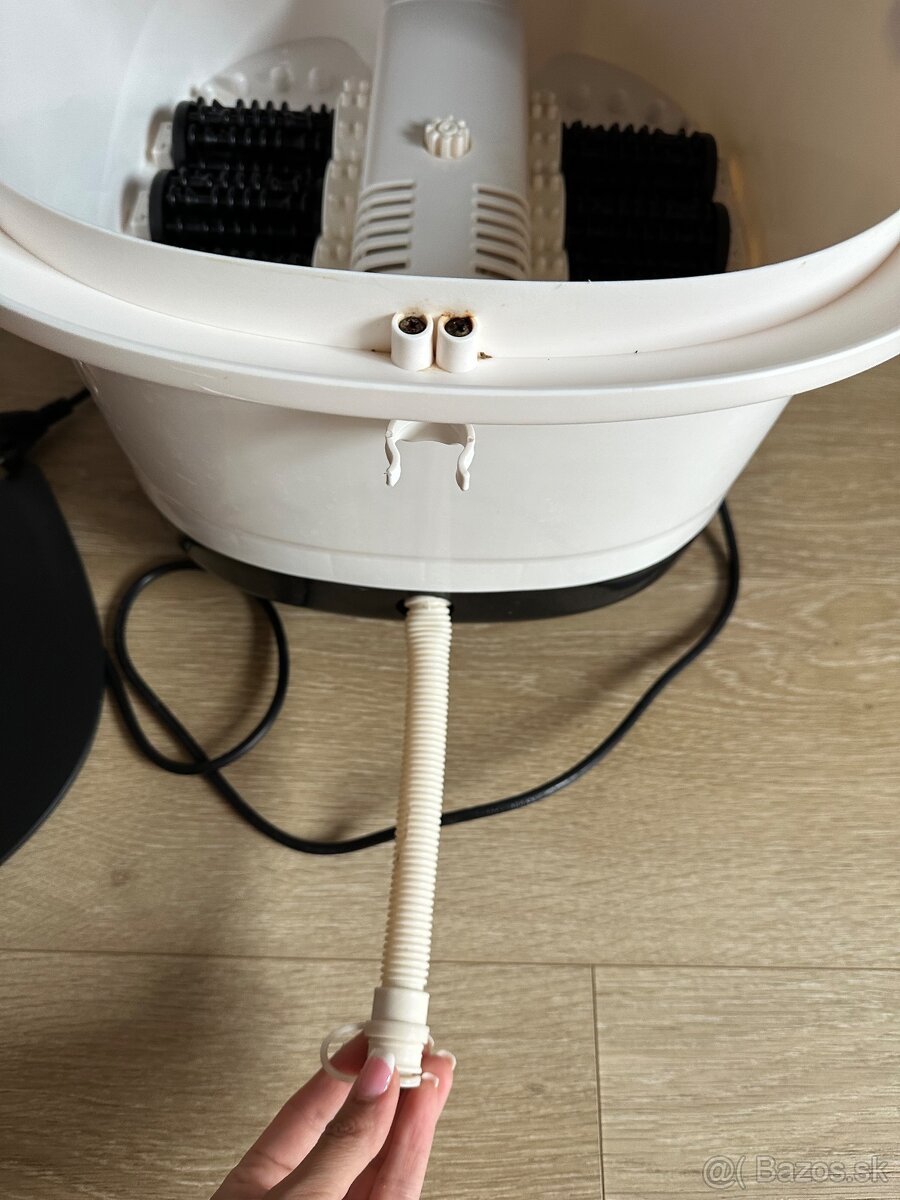 Hydromasazna vana na nohy - 4