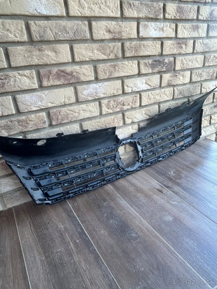 Predna maska Vw passat b7 - 4