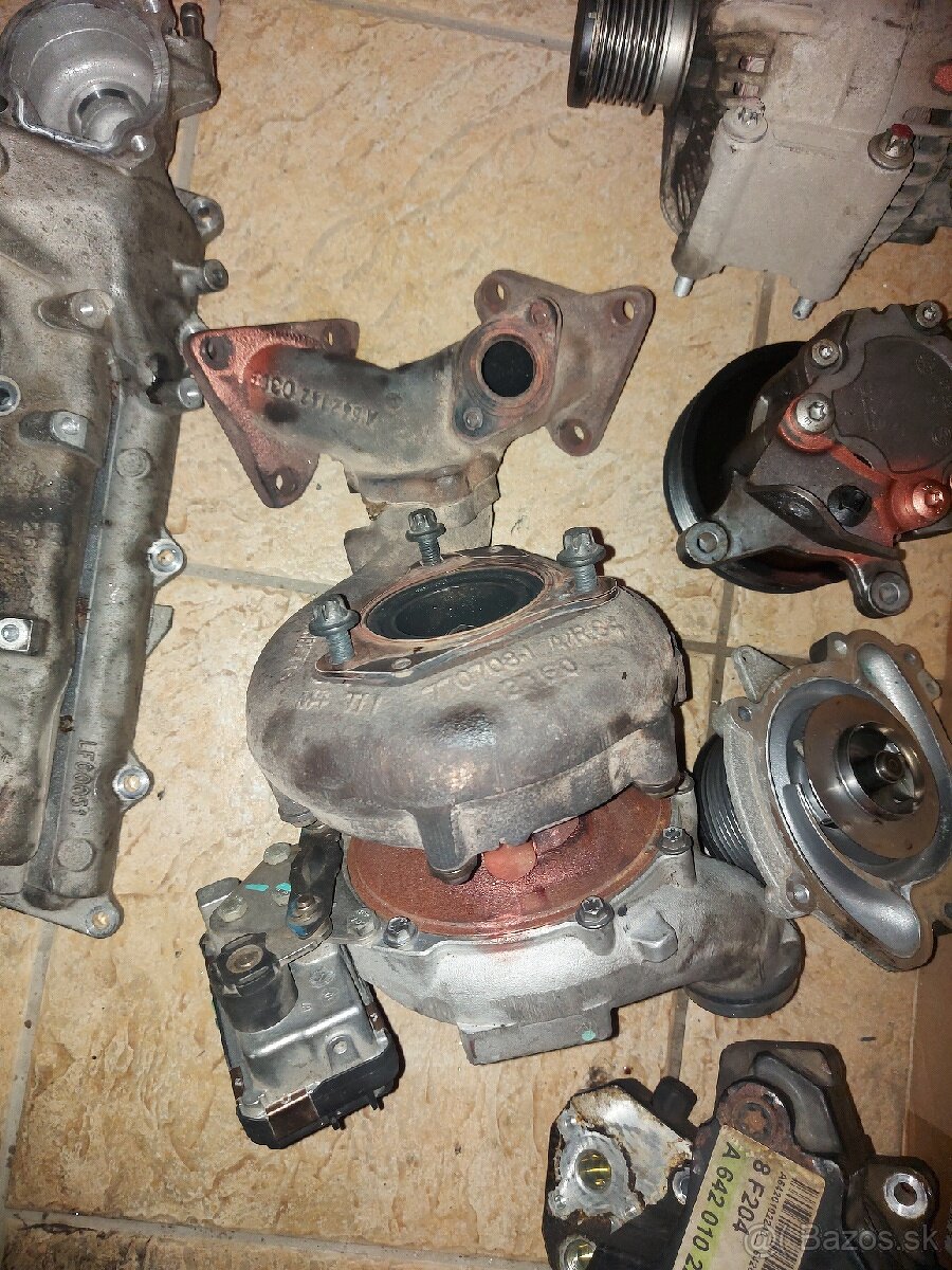 Predám komponenty z motora OM642 Mercedes - 4