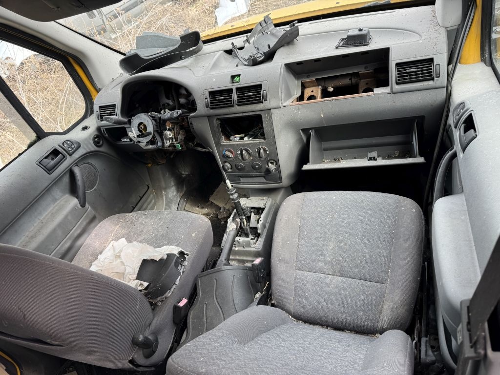 ford transit connect - nahradne diely - 4