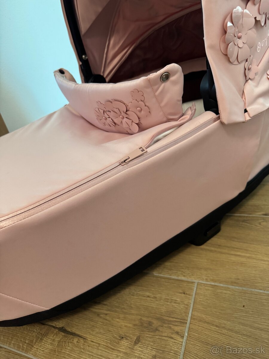 Predám hlbokú vaničku a vajíčko Cybex Priam Flowers🌸 - 4