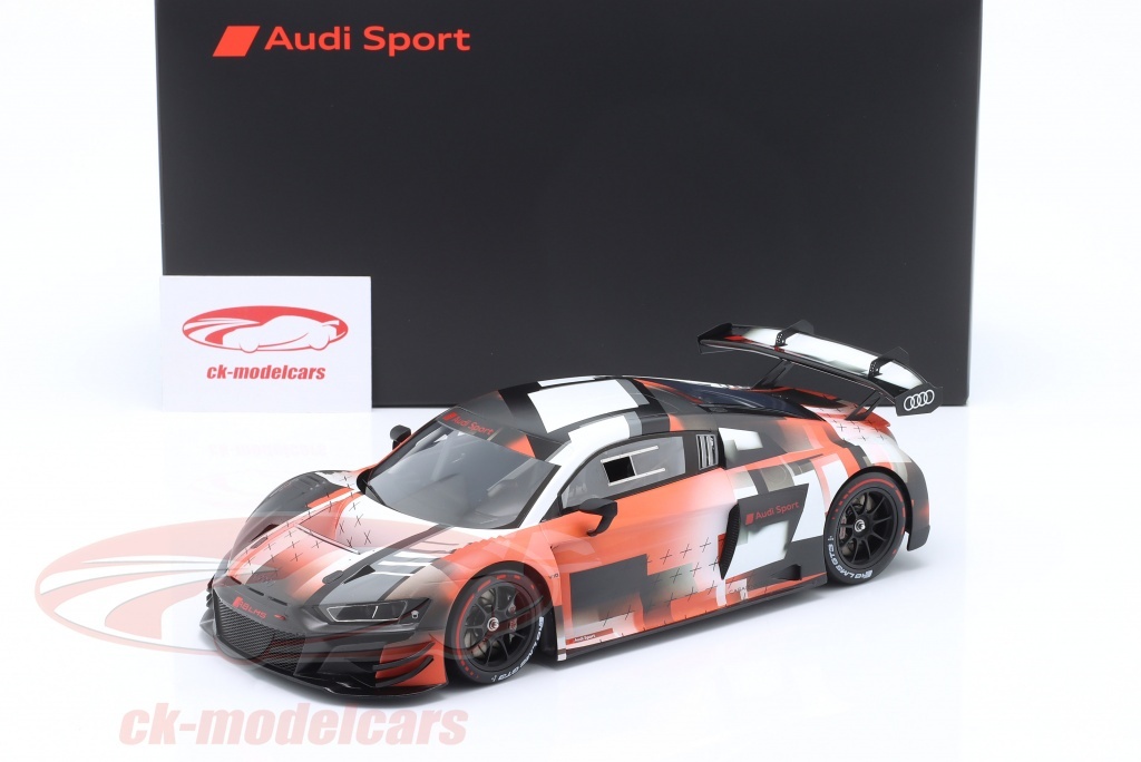 3 modely Audi R8 V10 1/18 Spark - 4