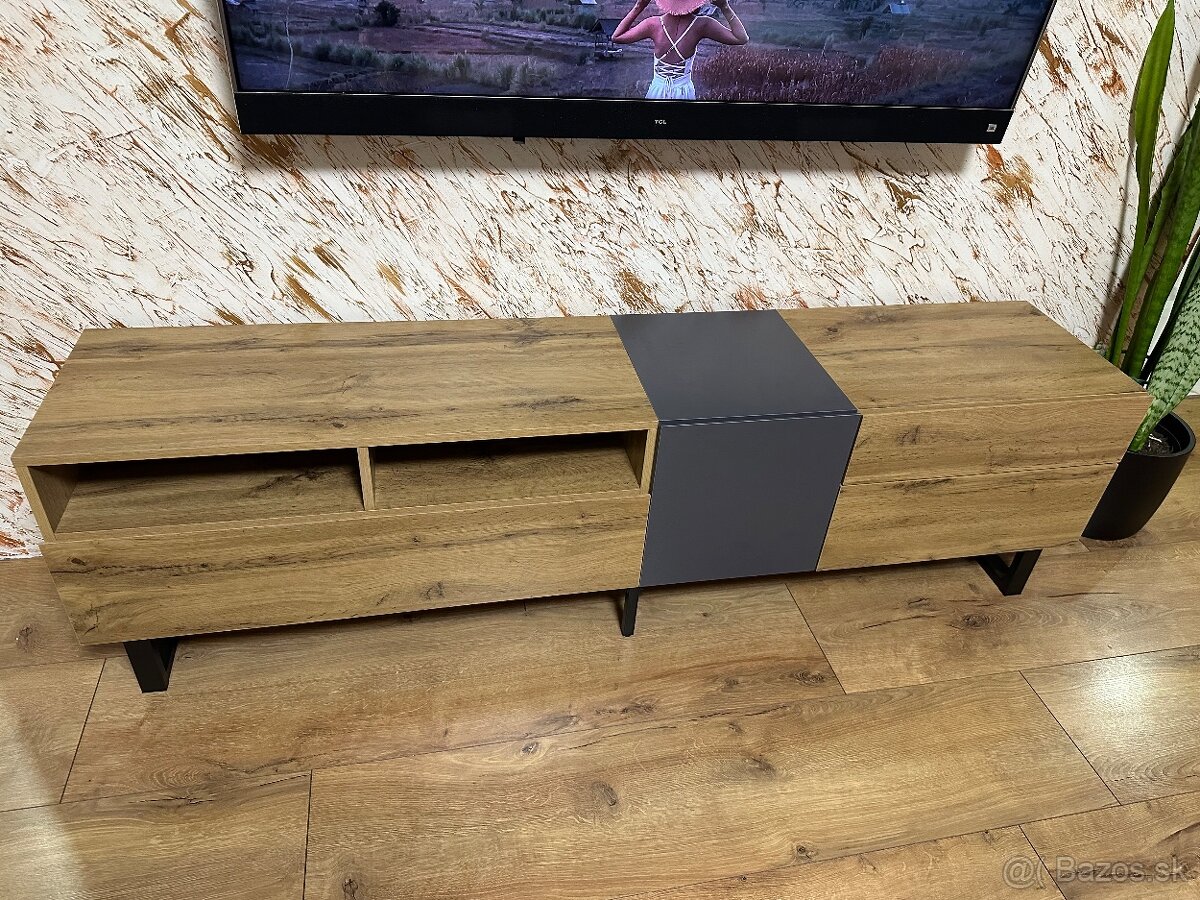 TV stolík - 4