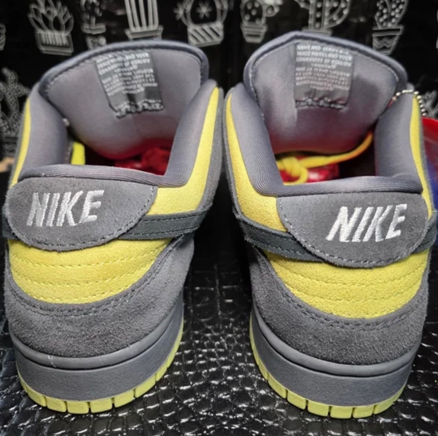 Nike SB Dunk Low x Supreme Grey/Yellow - 4