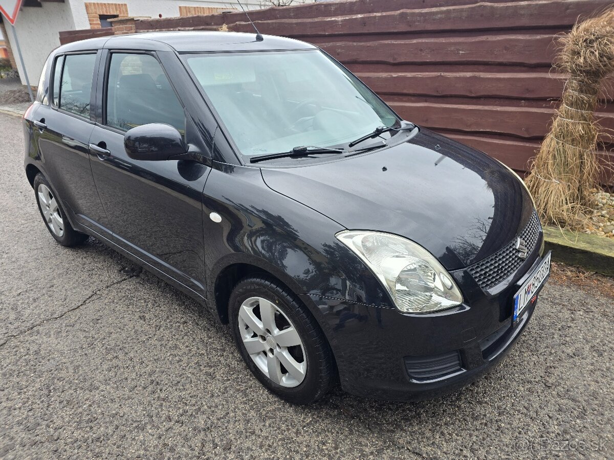 Suzuki Swift 1,3 GLX - 4