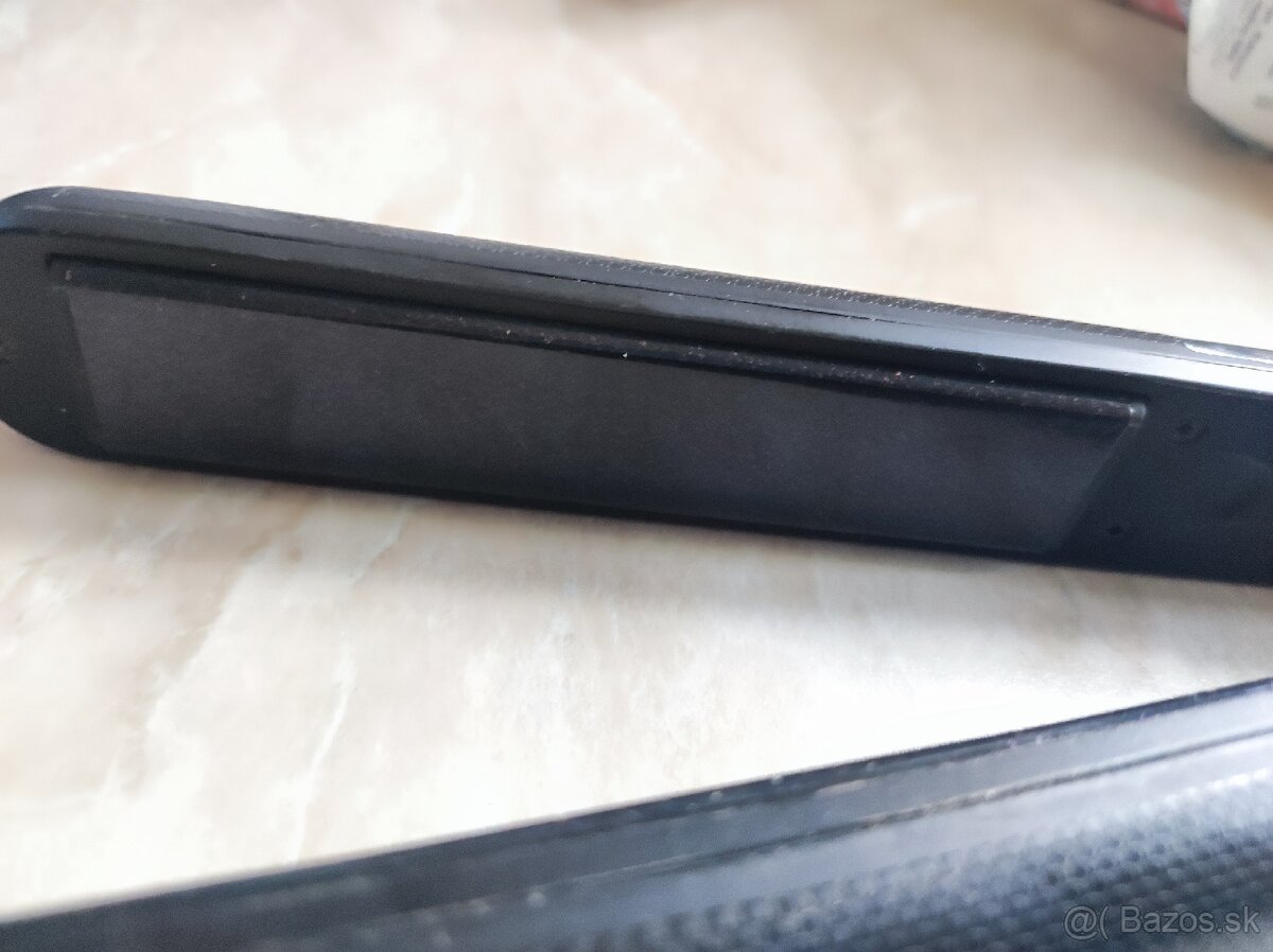 Žehlička na vlasy ROWENTA - 4