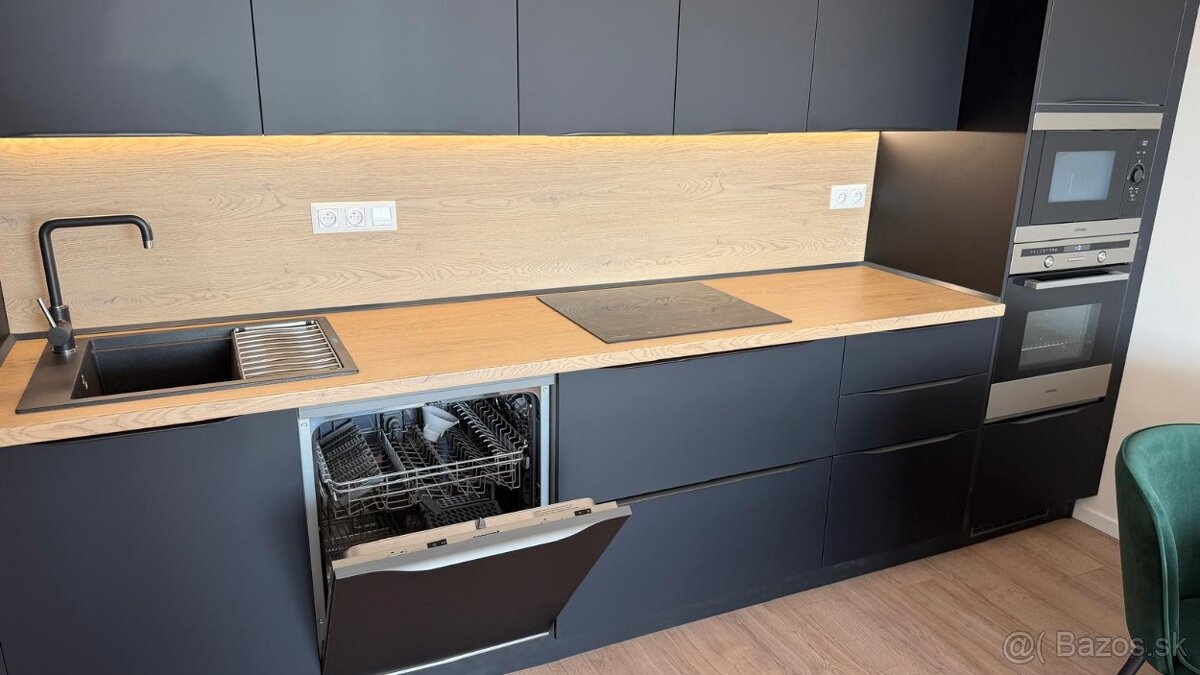 Prenájom 2-izbový byt Cassovar - 4