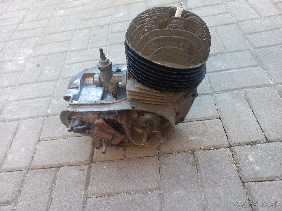 Jawa cz 125 453 motor - 4