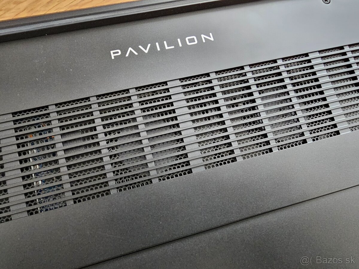 HP Pavilion Gaming 16 palcový GTX1650 Ti - 4
