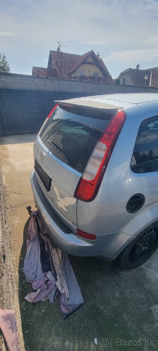 Ford C-max 2.0tdci 100kw, poškodený motor , nd - 4