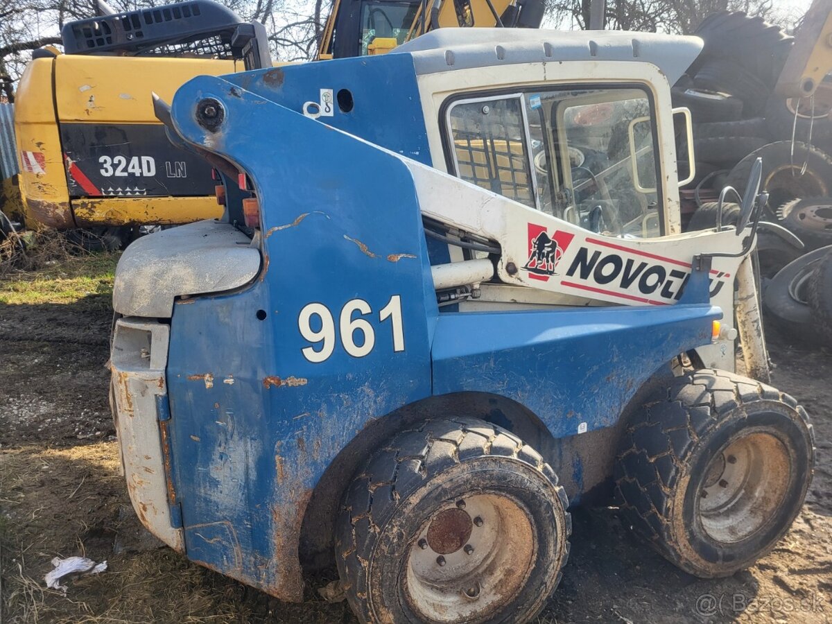 NOVOTNÝ BOBEK 961 - 4