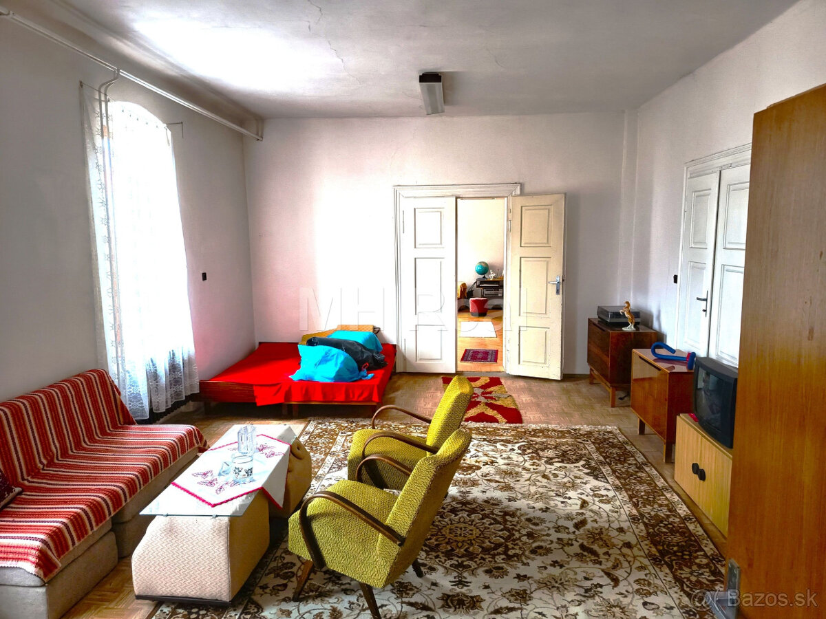 LEVOČA - historický dom v centre mesta - 4