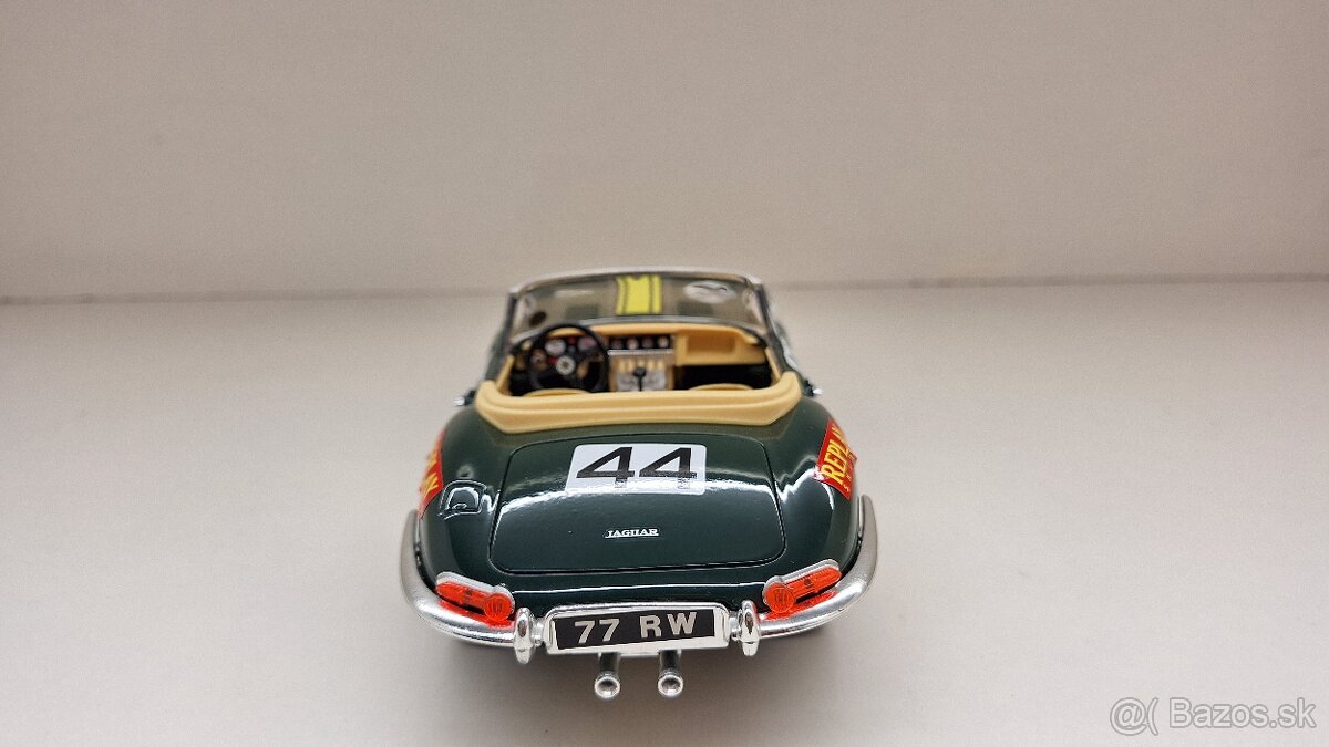 1:18 JAGUAR E CABRIO No. 44 - 4