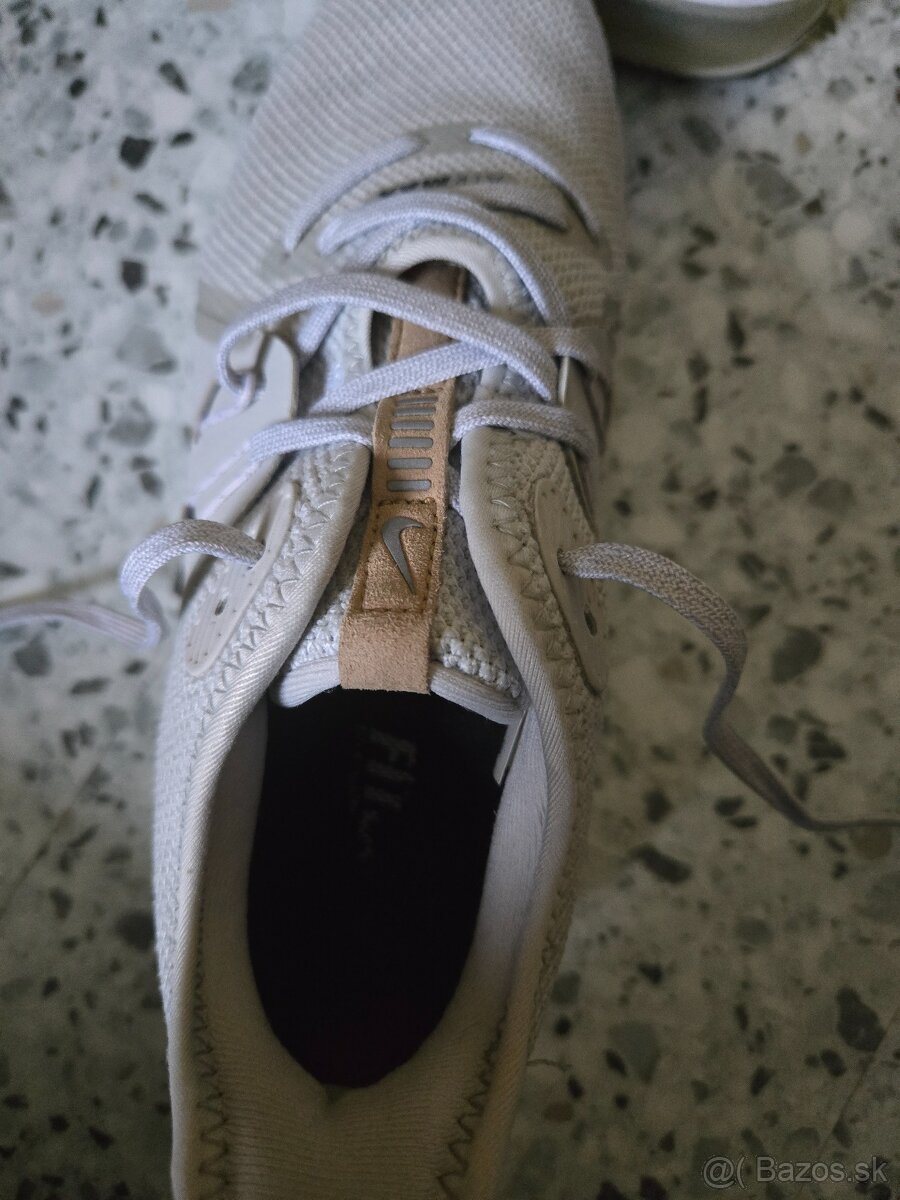 Dámske značkové tenisky Nike Air Max Sequent. - 4