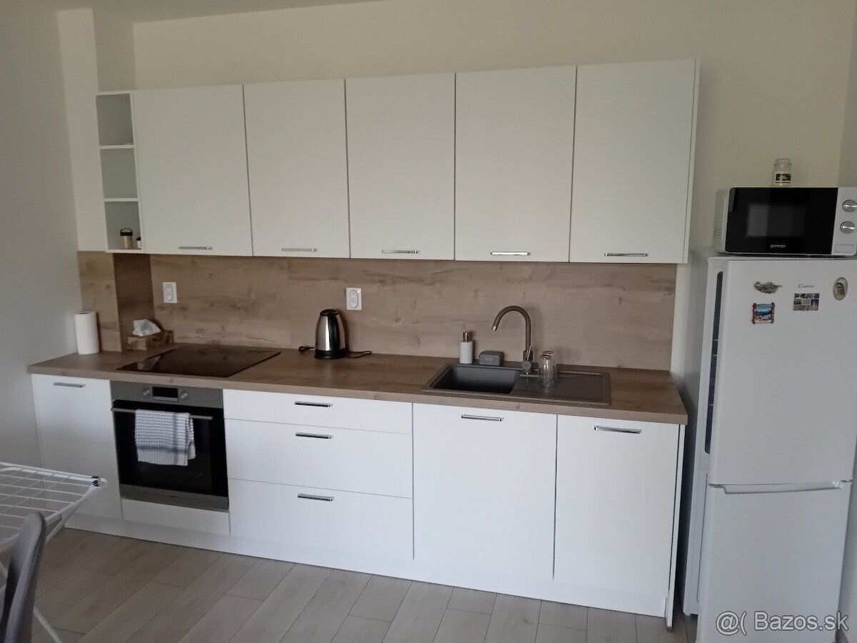 Prenájom 2-izbového bytu v novostavbe - Štvrť Kasárne, BR - 4