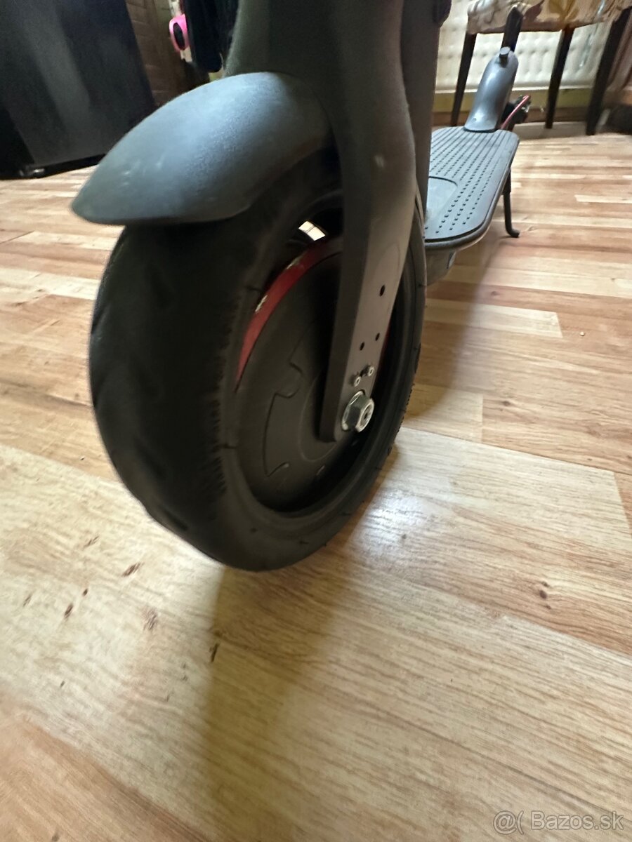 Predám xiaomi pro 2 elektrickú kolobežku - 4
