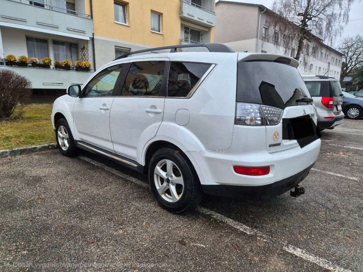 mitsubishi outlander 2.2 diesel 2010 rok biela - 4