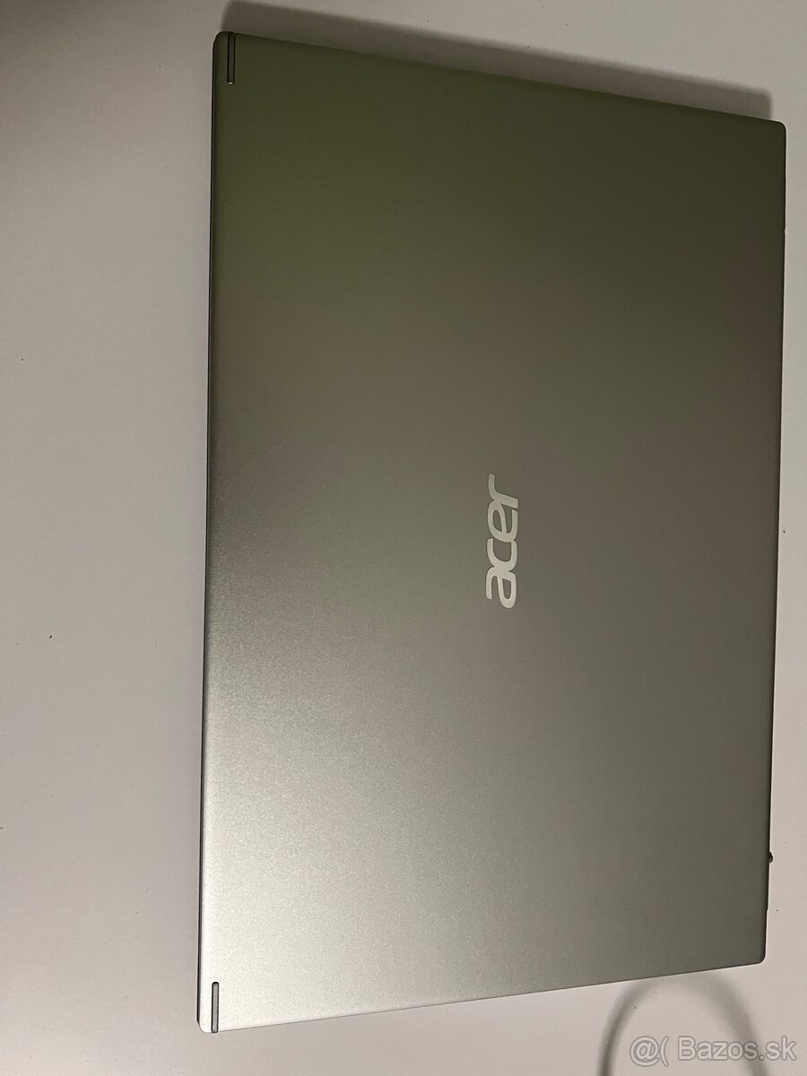 Acer Aspire 5 - 4