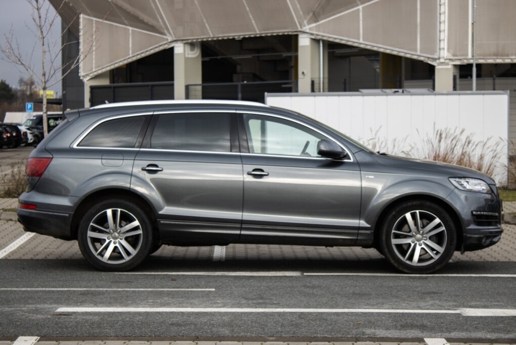 Audi Q7 3.0 TDI quattro Tiptronic S-line (2011) - 4