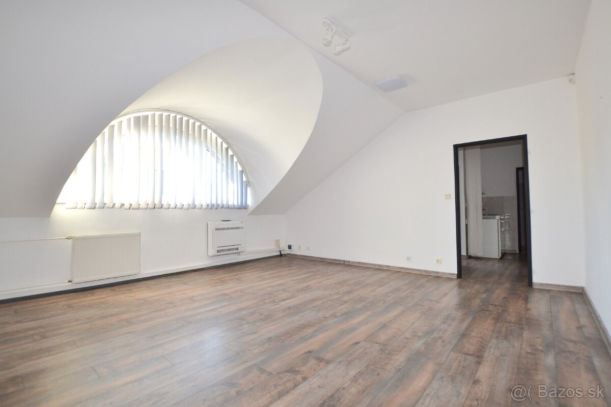 REZERVOVANÉ | PRIESTORY 44 m2, blízko centra - 4