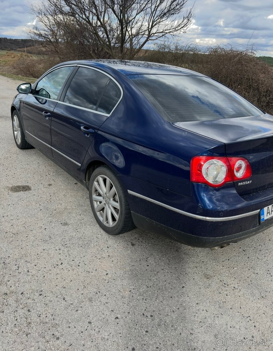 VW Passat 2.0TDI Highline - 4