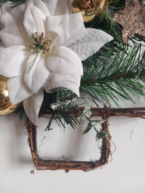 Vianočná umelá dekorácia Stromček 34x30 cm - 4