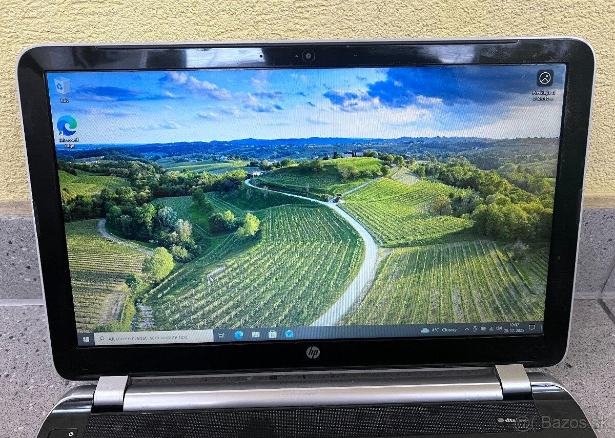 HP Pavilion / Celeron 1007U / 8GB RAM / 120GB SSD / 15.6" - 4