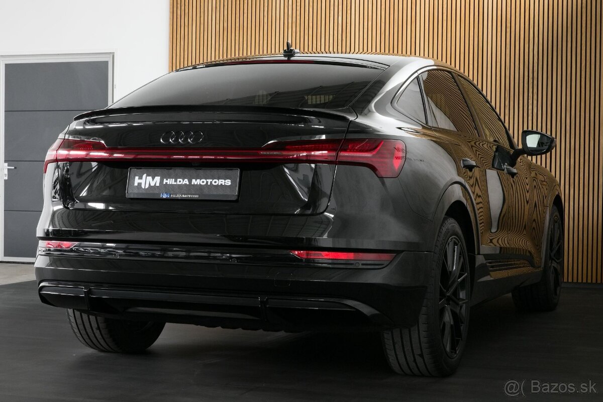 Audi e-tron 55 300kW S-Line Sportback Matrix Black Edition - 4