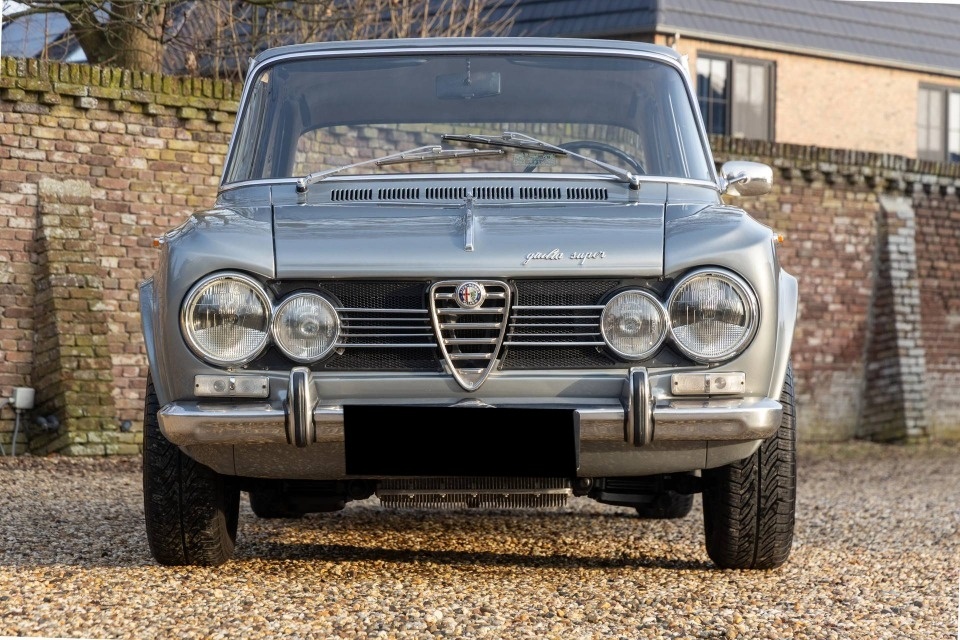 Alfa Romeo Giulia 1600 S 1968 - 4