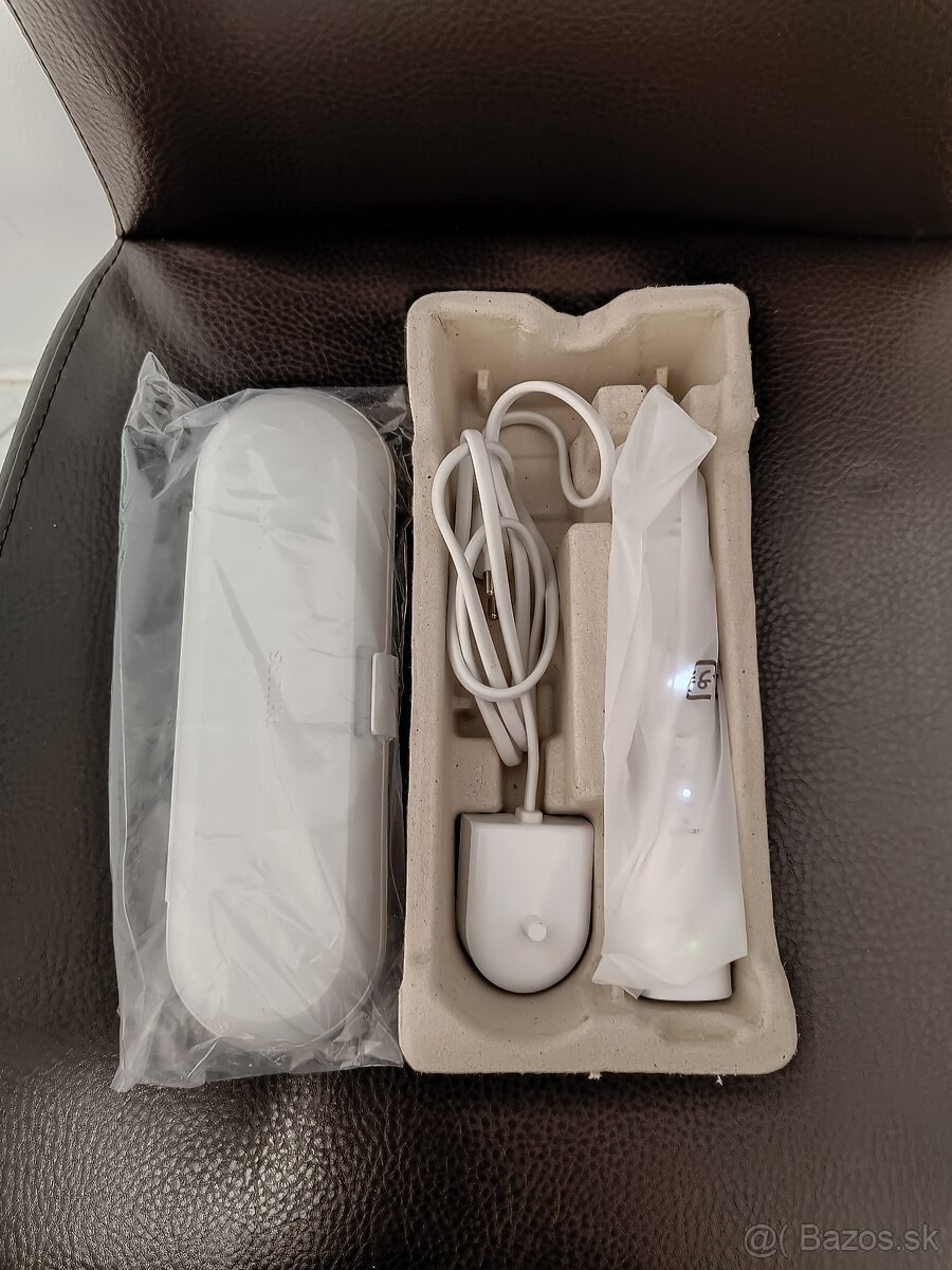 Philips Sonicare 5100 HX6859/29 - 4