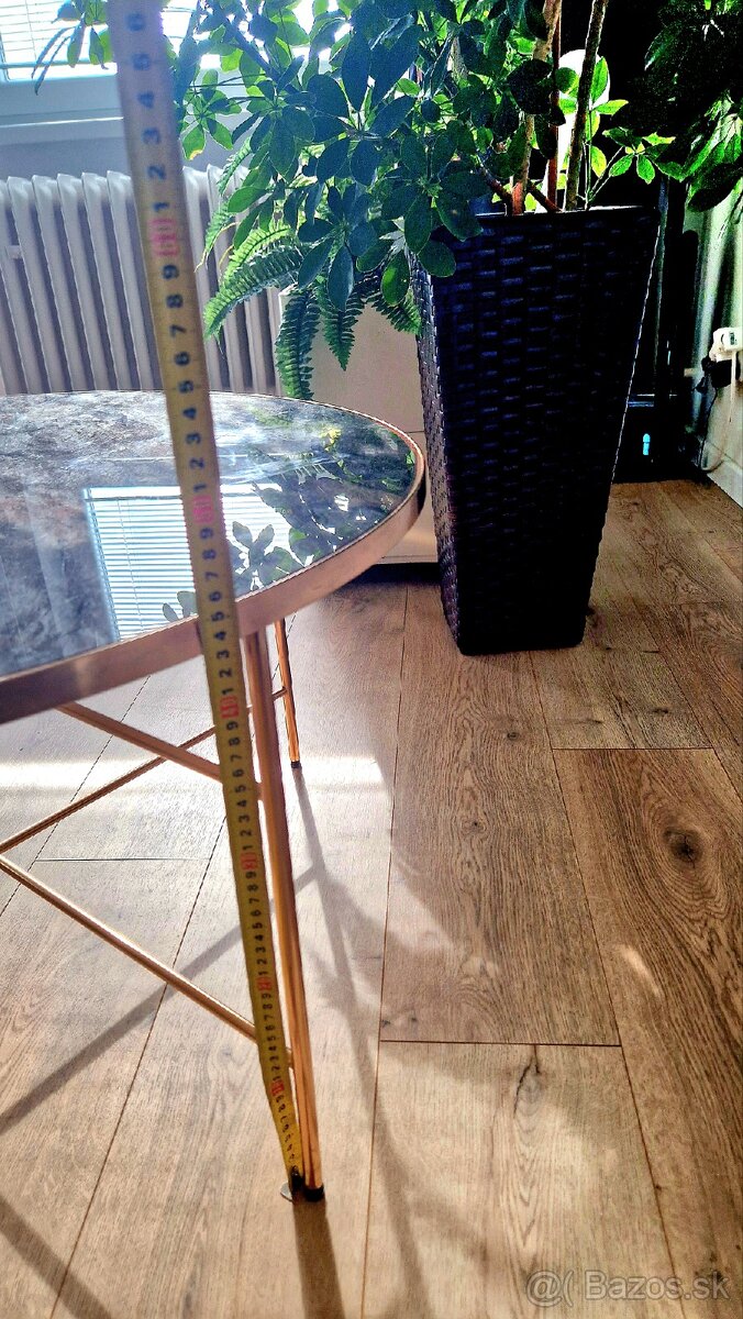 Konferenčný stolík - 4