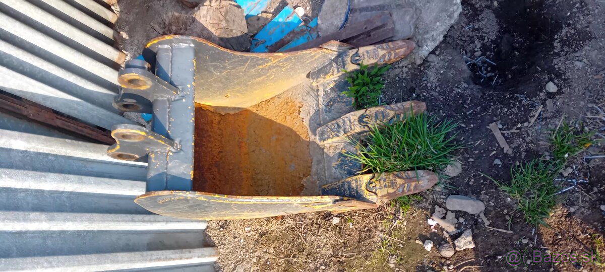 Nakladač rýpadlo - 4