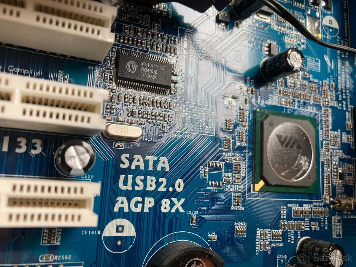 Časová kapsula - PC z roku 2003 s aplikáciami a dátami - 4