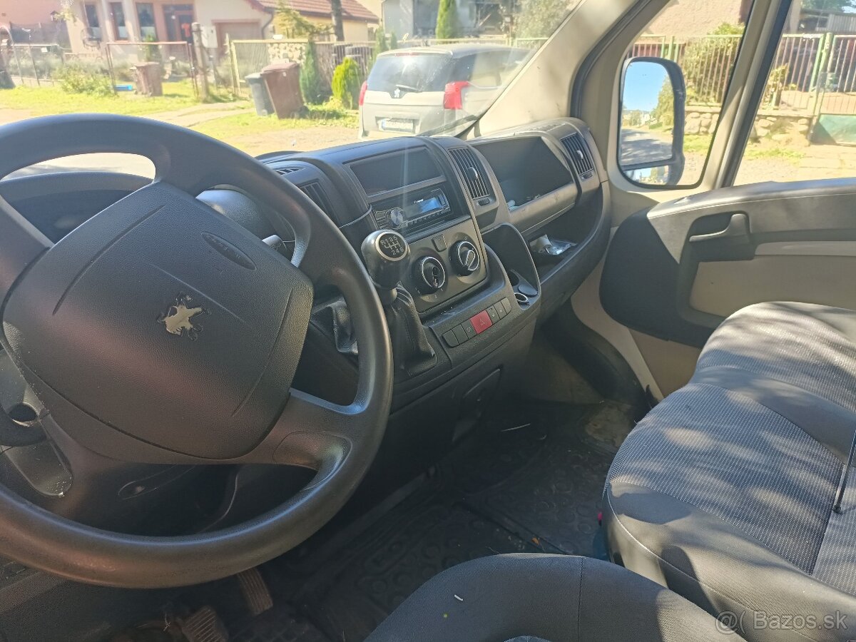 Predam dodavky peugeot boxer 2.2 - 4