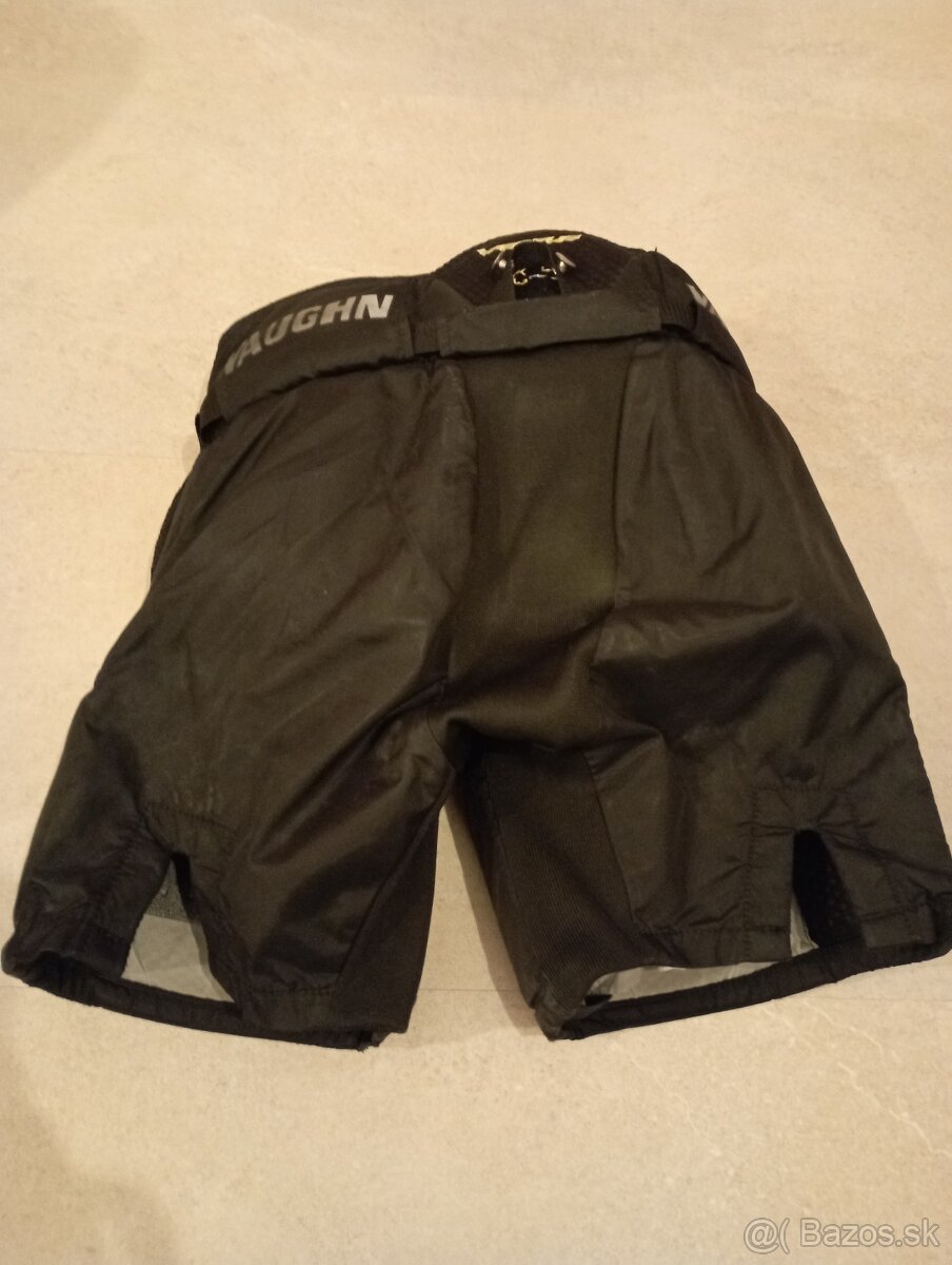 Predám juniorské brankárske nohavice Vaugh - 4