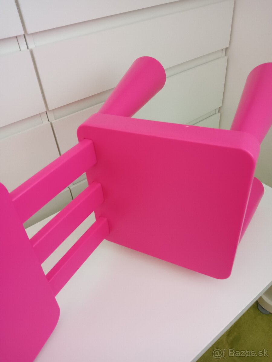 Biely stolík STUVA ružová stolička MAMMUT - 4