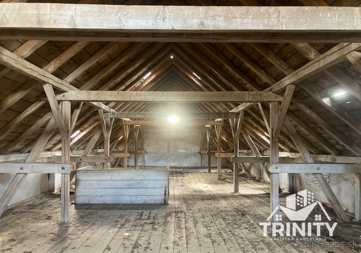 Na predaj orná pôda s hospodárskym skladom pri obci Bardoňov - 4