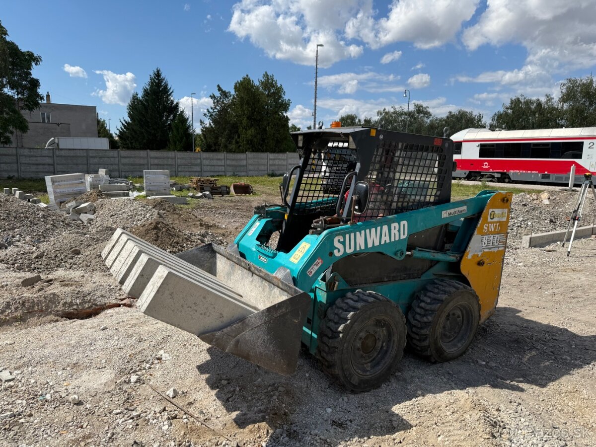 Predám šmykom riadený nakladač Sunward 2810 - 4