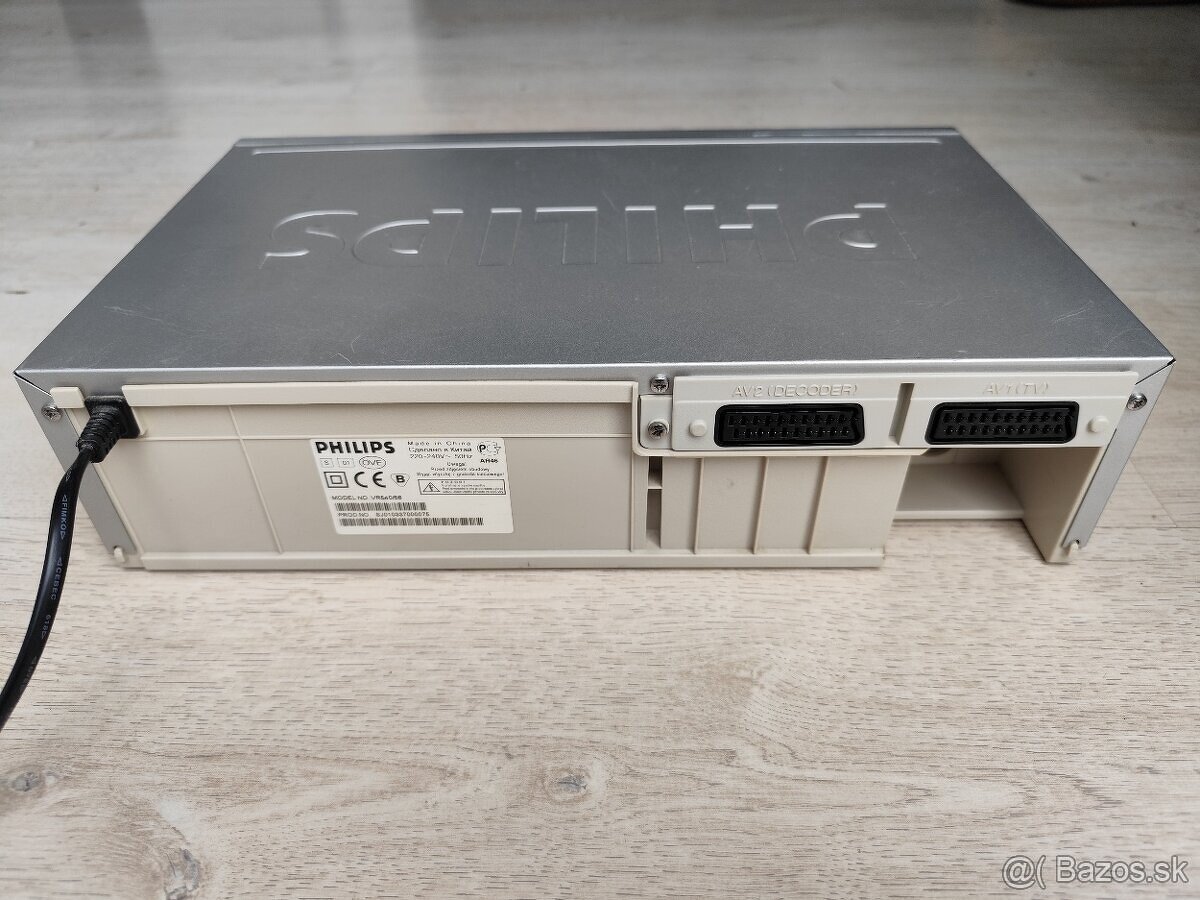 Videorekordér Philips VR540, 6-hlavový - 4